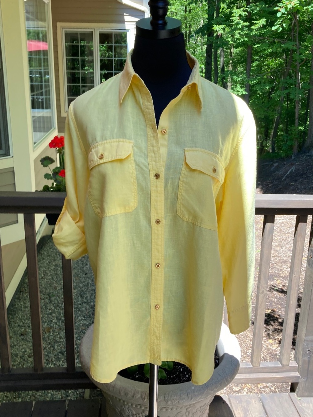 LAUREN RALPH LAUREN “Exclusive” Yellow Linen Blouse with Gold Buttons Sz L